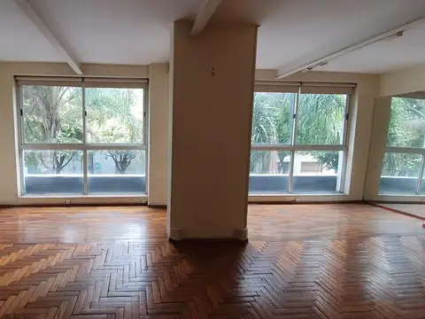 Local en Venta en Abasto, USD 269.000