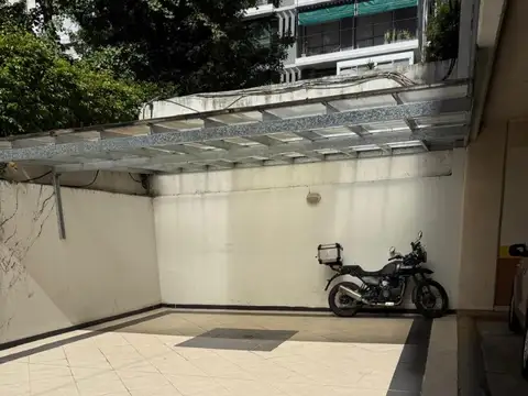 Cochera fija cubierta