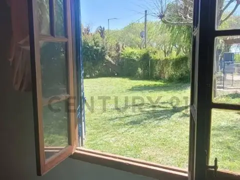 Frente al rio , Piso 0