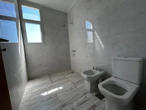 Quinta o Casa de campo a estrenar en "Barrio Real" excelente ubicacion a 80mts del Camino al balneario.