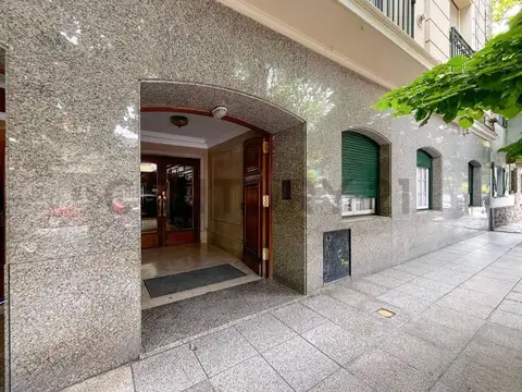 Alberti 2500, Piso 0