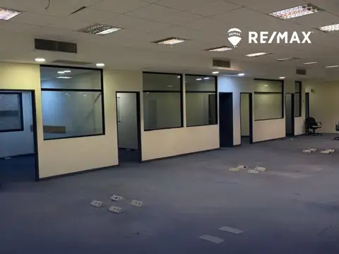 ALQUILER DE OFICINAS AAA  2200 M2 ALSINA AL 800