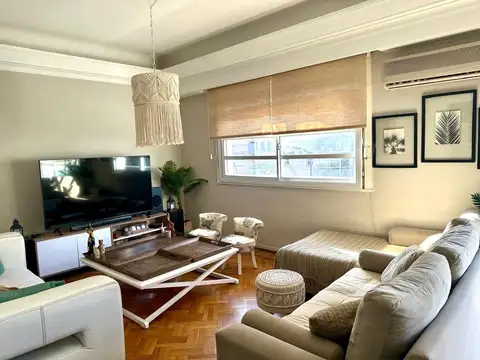 Depto.tipo casa de 4 ambientes en Venta en Caballito