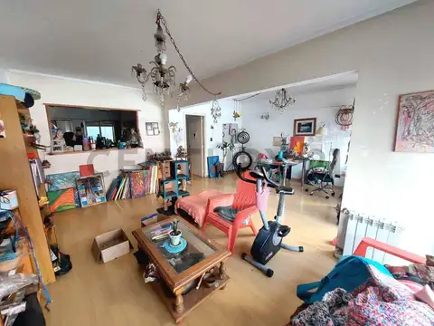 San Martin 2600, Piso 1