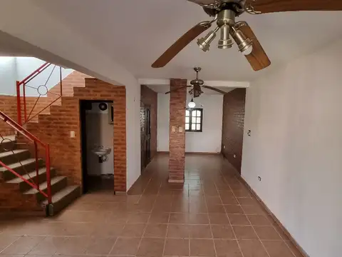 Casa en Alquiler de 3 dormitorios