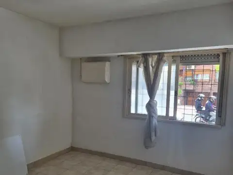 Lugones 2300 , Piso PB