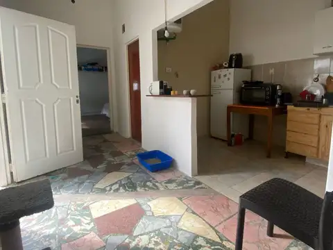Depto Tipo Casa 2 ambientes con 1 baño
