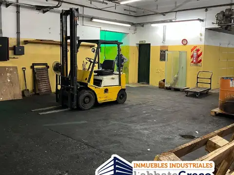 Galpon en Alquiler 30,30  mts Fondo