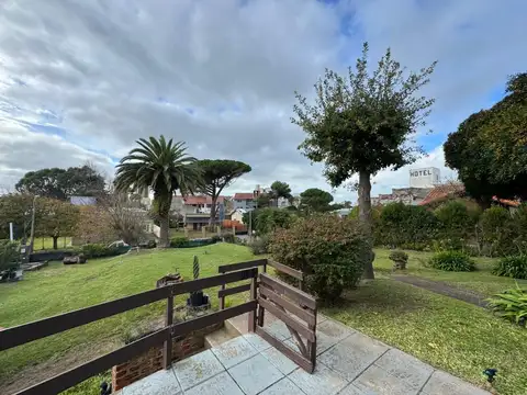 Casa 12 ambientes con 6 baños