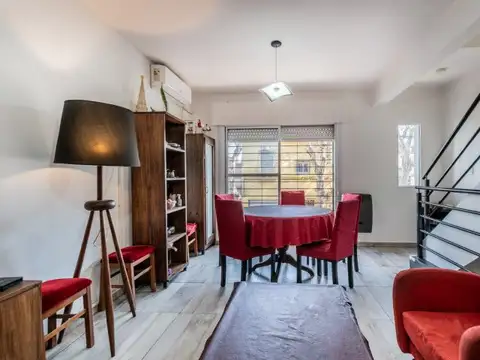 Departamento PH  en VENTA - PH 3 AMBIENTES CON COCHERA - SIN EXPENSAS - 2 BAÑOS -TERRAZA - Cogh...