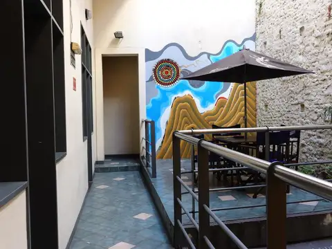 Local en Venta 80 años