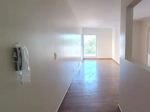 Avenida General Mosconi 2400