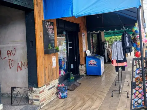 Local en Venta en Castelar Norte, USD 225.000