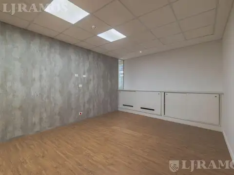 Oficina en Venta 20 años