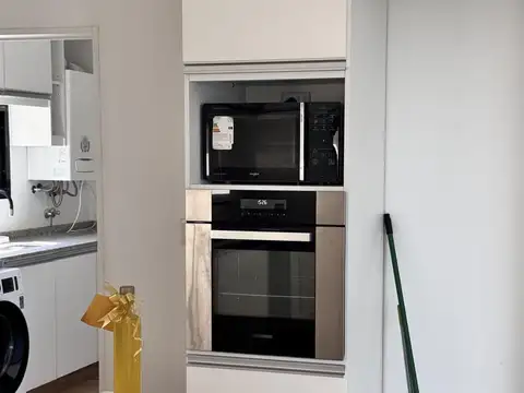 Casa 5 ambientes con 4 baños