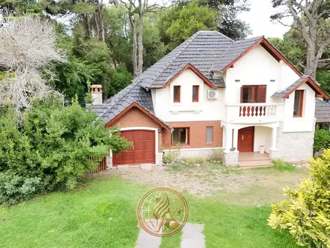 Casa en Alquiler Temporal en Pinamar, USD 2.000