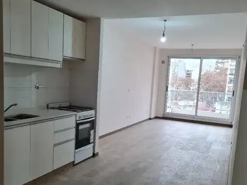 Castro Barros 1100 Boedo 2amb U$125.000