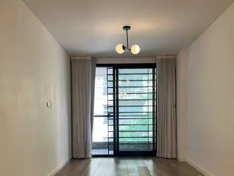 Arevalo 2100, Piso 1