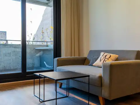 San Juan 2600, Piso 3