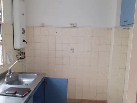 Echeverria 2500, Piso 5