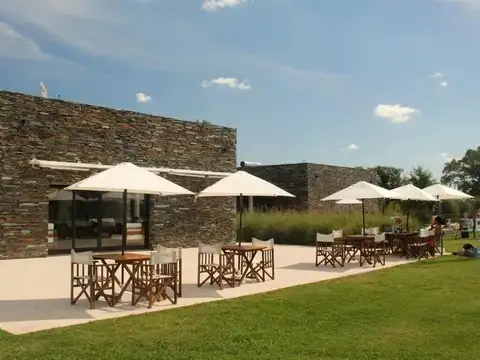 Terreno en Venta en San Sebastian, USD 75.000