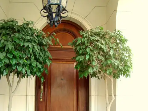 Casa 7 ambientes con 3 baños