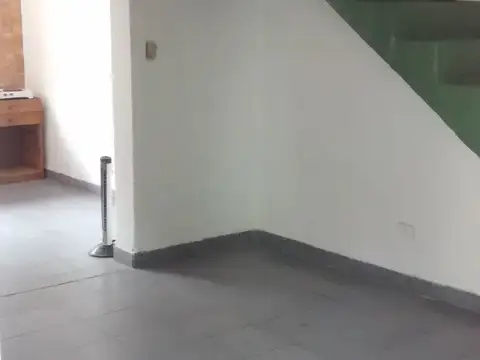 VENDO DUPLEX CAMILO ALDAO 450