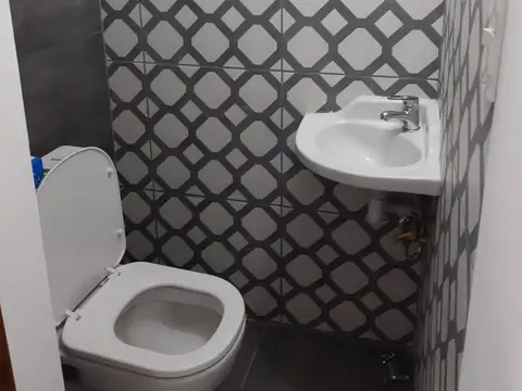 Junin  al 1100  - Local/Deposito en Alquiler - San Fernando