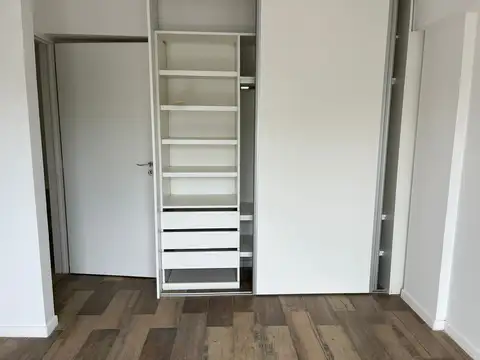 Departamento en Venta en Versalles, USD 295.000