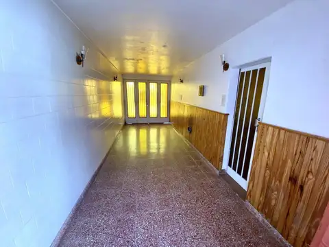 80 BIS. Entre 120 y Diagonal 600