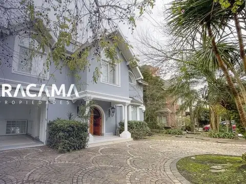 Casa en VENTA Saint Thomas Norte Sur  - Canning