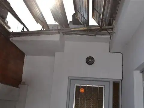 Depto Tipo Casa 2 ambientes con 1 baño