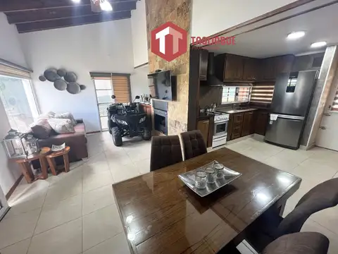 Casa 3 ambientes con 1 baño
