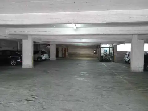 Cochera en Venta en La Plata [Cod: 7253-465]