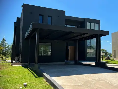 Casa en Venta en Haras Santa Maria, USD 584.000