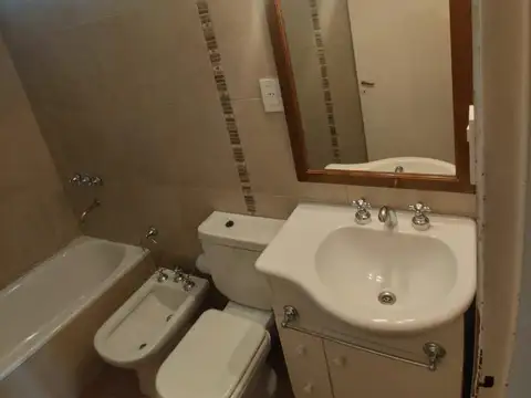 Catamarca 1931 , Piso 2