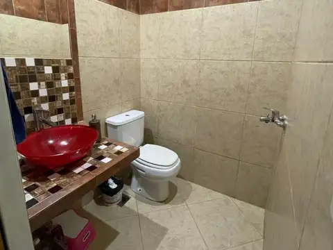 Casa en General Rodríguez, sobre calle Guido Spano