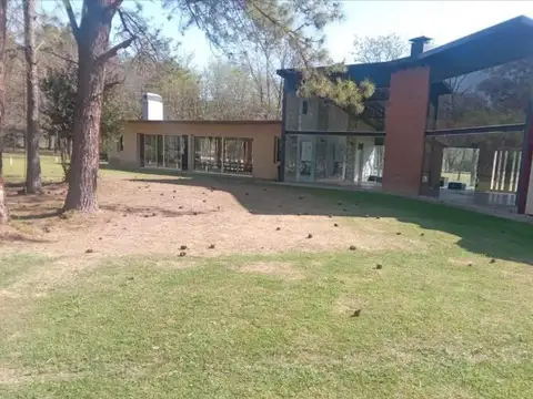 IMPORTANTE LOTE   1600 M2 EXALTACION DE LA CRUZ