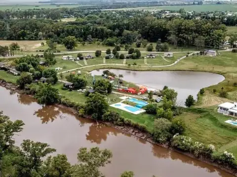 Terreno en Venta 81,07  mts Fondo