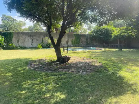 Hermosa Propiedad Construida sobre lote de 1000m2 B. Privado