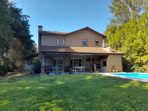 Casa en Venta de 4 dormitorios