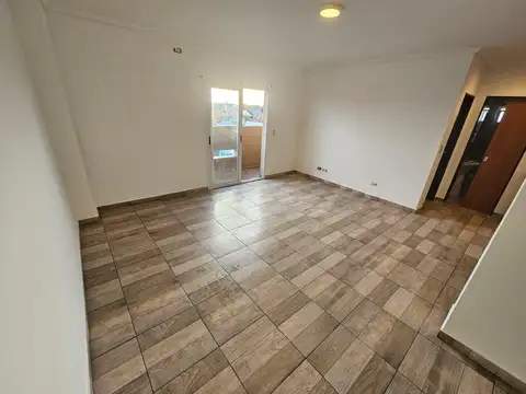 Departamento en Alquiler en Villa Constructora, $ 470.000