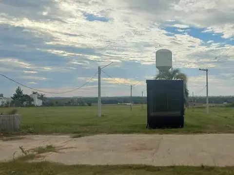 Terreno en Venta en Colonia Carolina, USD 12.000