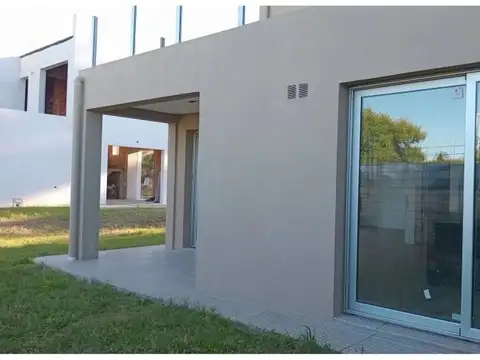 Casa en Venta en Parana, USD 150.000