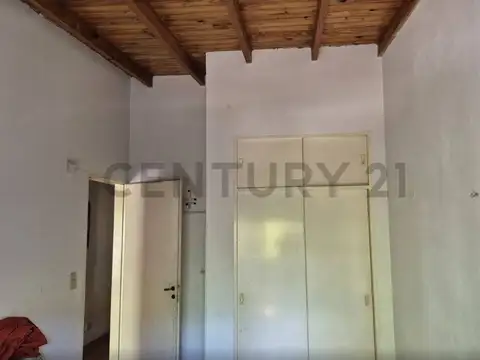 Departamento 2 dormitorios con patio y cochera en  Chascomús ACEPTA POSIBLE PERMUTA POR DPTO EN LA P