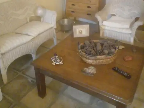 Ángel De Estrada 1429 e/ Ricardo Palma y Jerónimo Luis De Cabrera