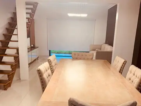 Casa en Venta en Lanus Oeste, USD 185.000