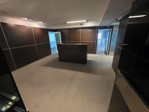 Oficina en Alquiler al Norte