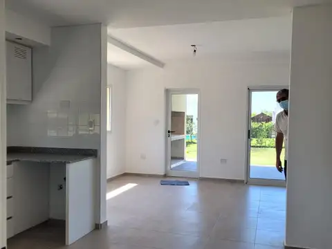 Pilar del Este - San Eduardo