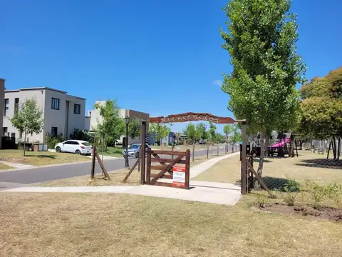 Pilar del Este - San Eduardo